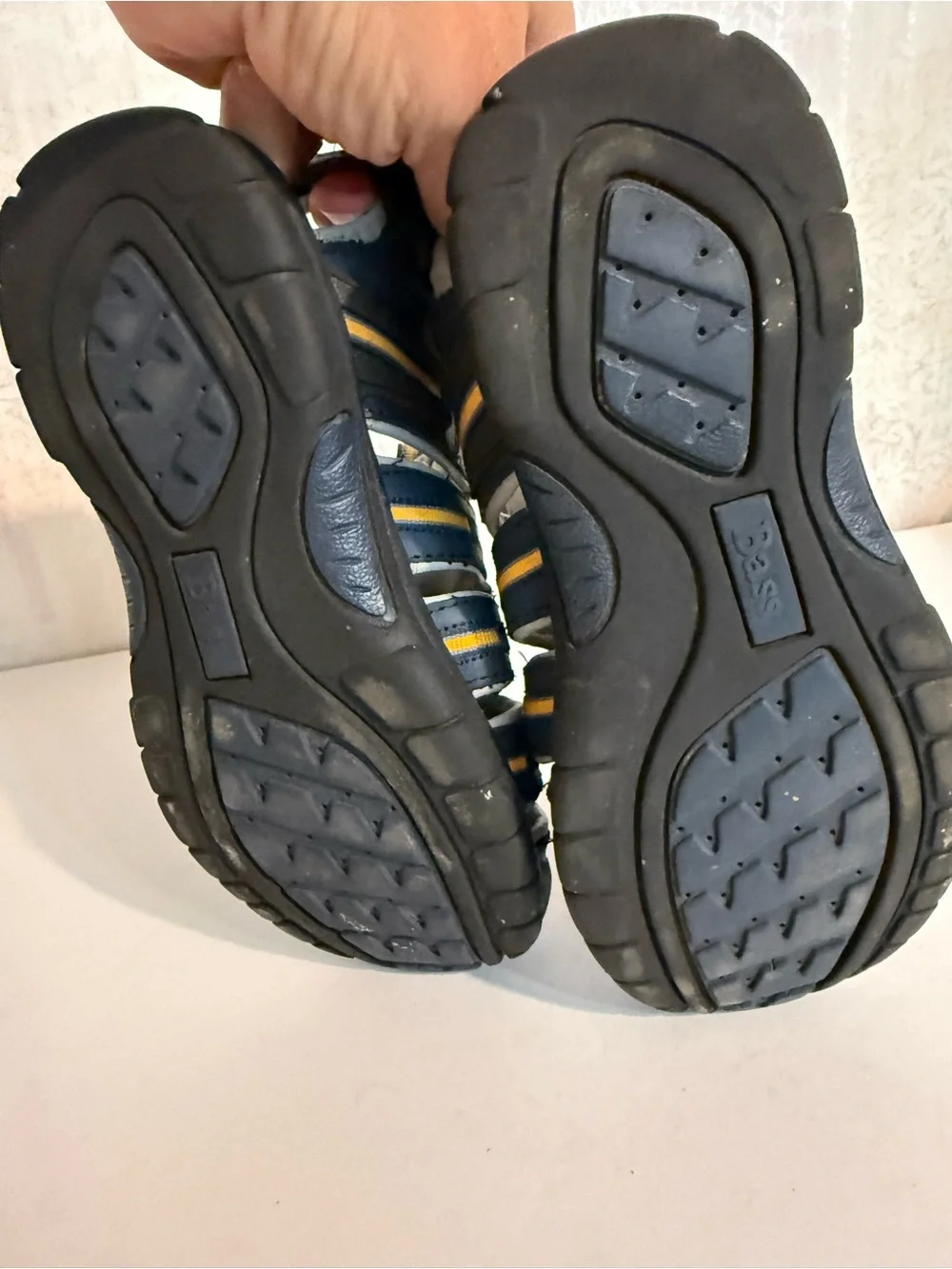 Bass-Hangten Boys Closed-Toe Active Sandals in Gray and Navy with Yellow Trim 2